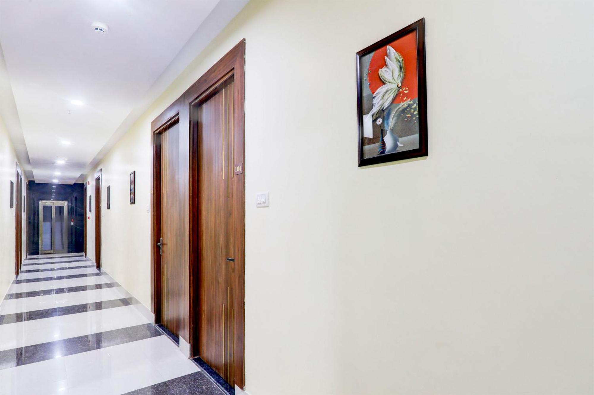 Hotel Super Townhouse Gls International Lucknow Zewnętrze zdjęcie