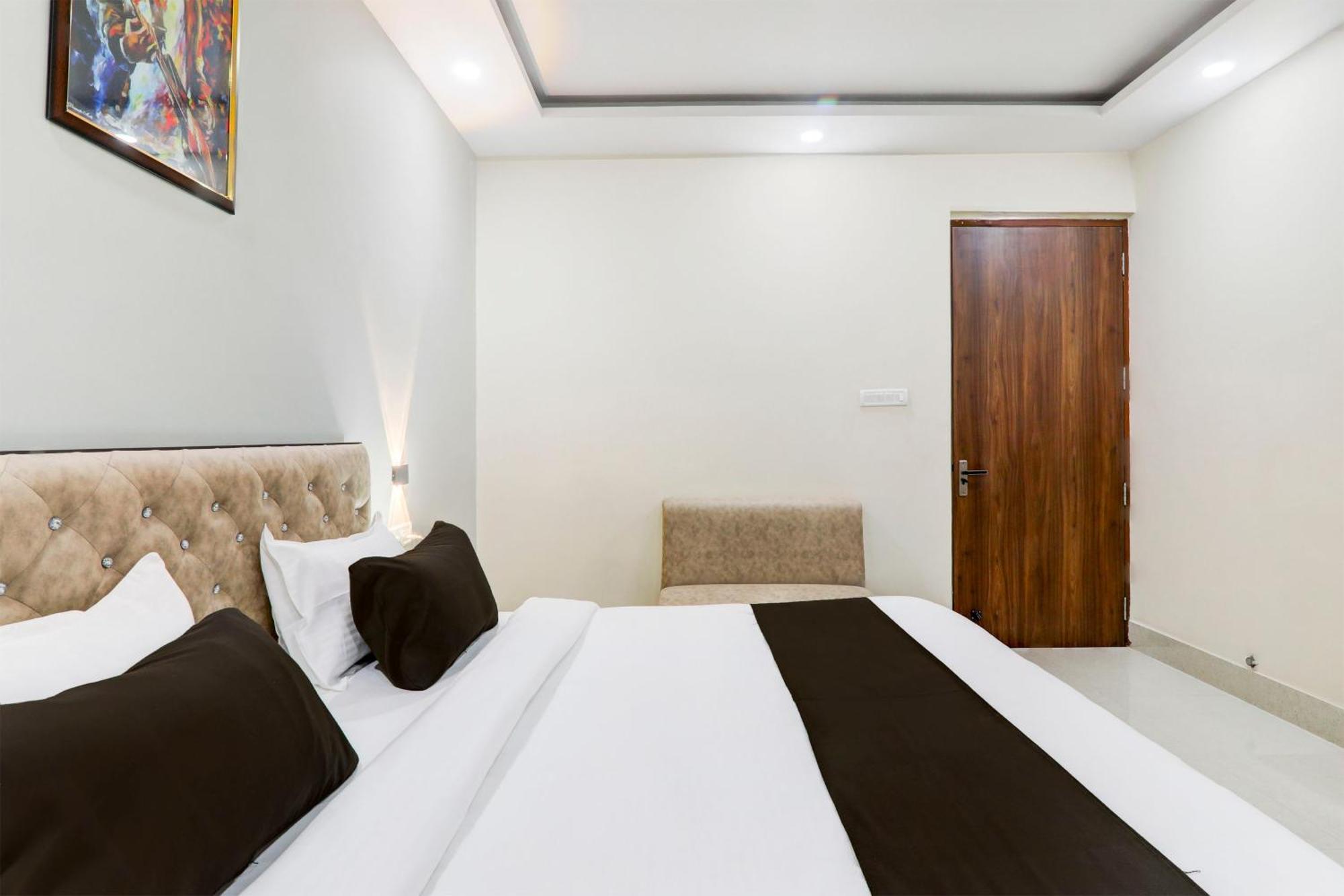 Hotel Super Townhouse Gls International Lucknow Zewnętrze zdjęcie