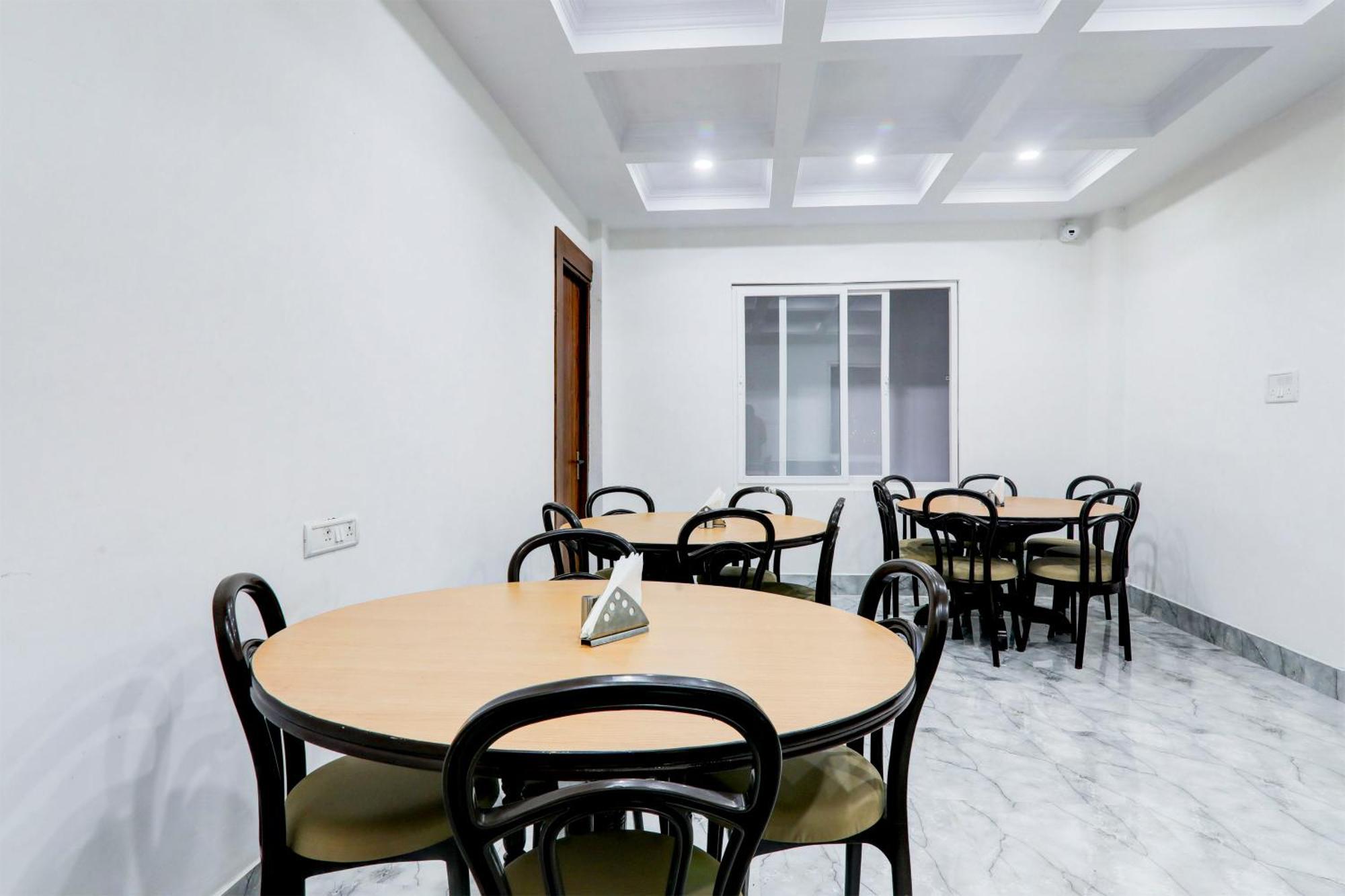 Hotel Super Townhouse Gls International Lucknow Zewnętrze zdjęcie