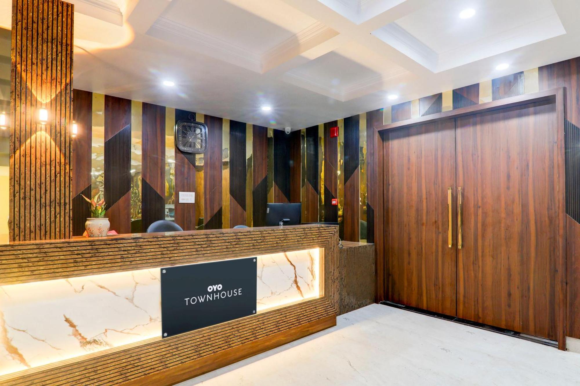 Hotel Super Townhouse Gls International Lucknow Zewnętrze zdjęcie