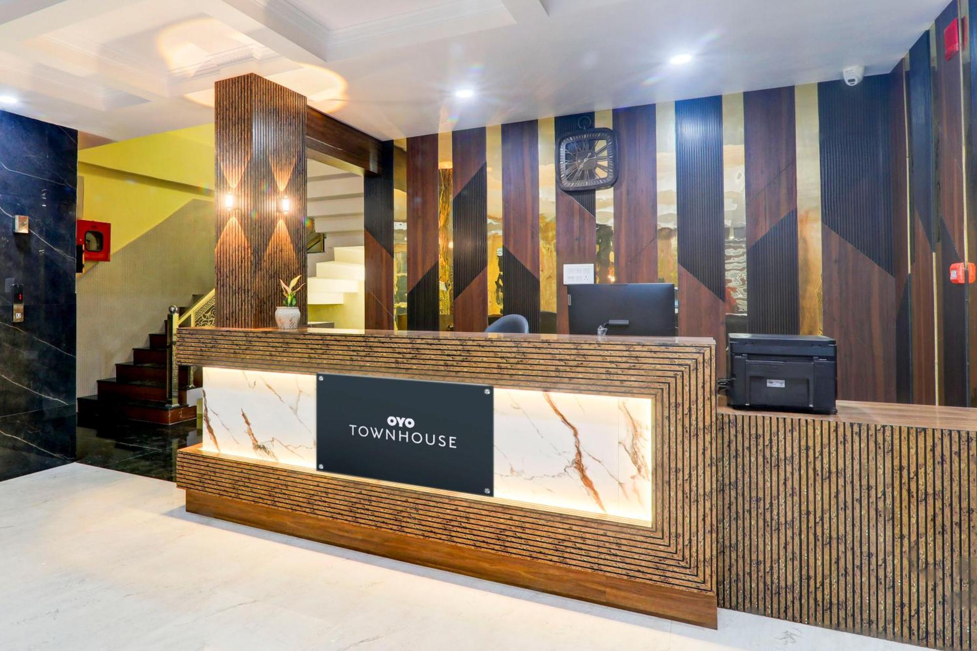 Hotel Super Townhouse Gls International Lucknow Zewnętrze zdjęcie