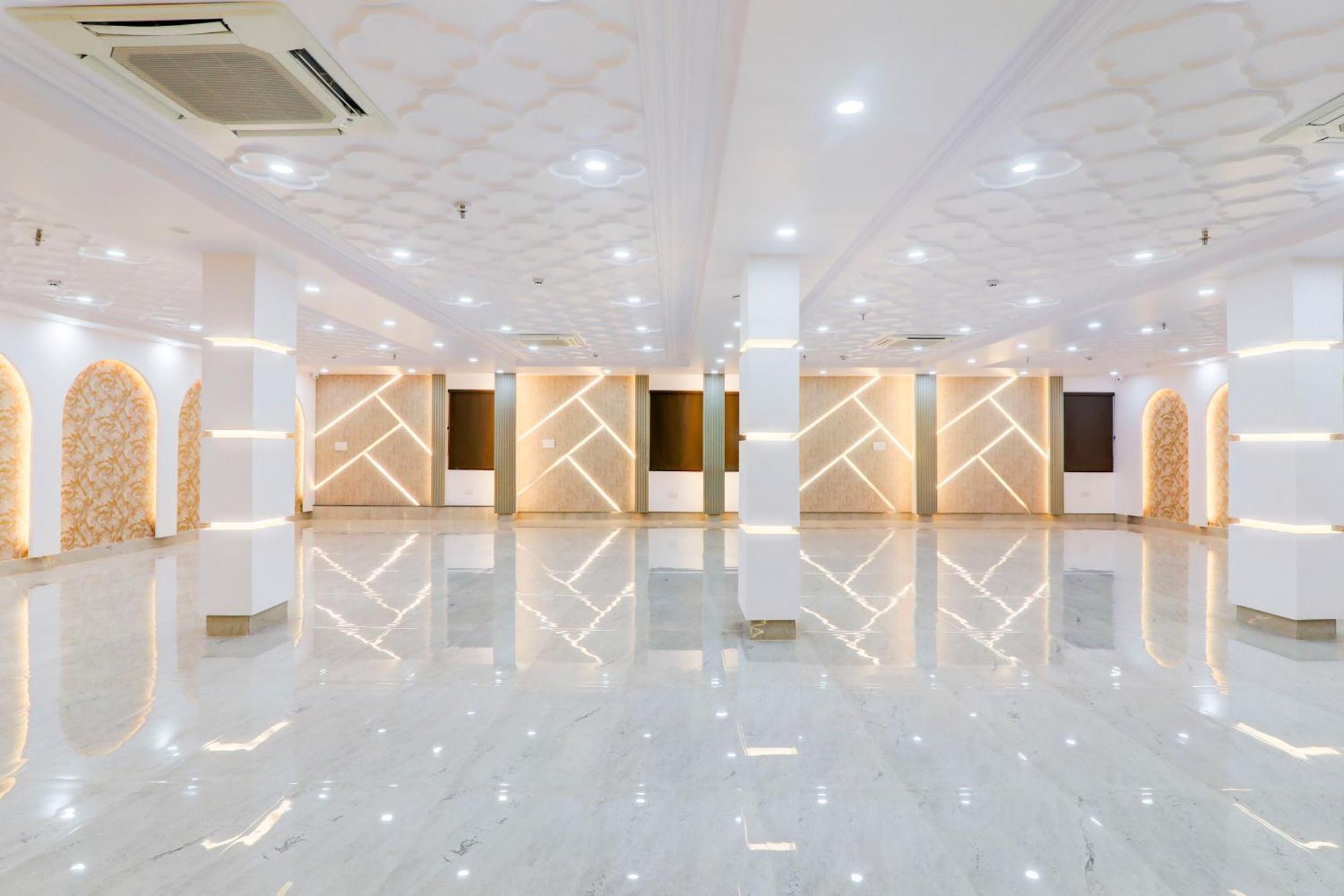 Hotel Super Townhouse Gls International Lucknow Zewnętrze zdjęcie